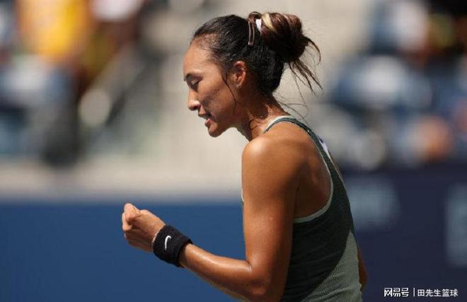 他们通过紧 他们通过紧