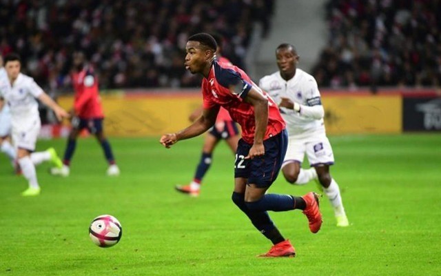 欧文25分独行侠终结雷霆4连胜 灰熊大胜马刺